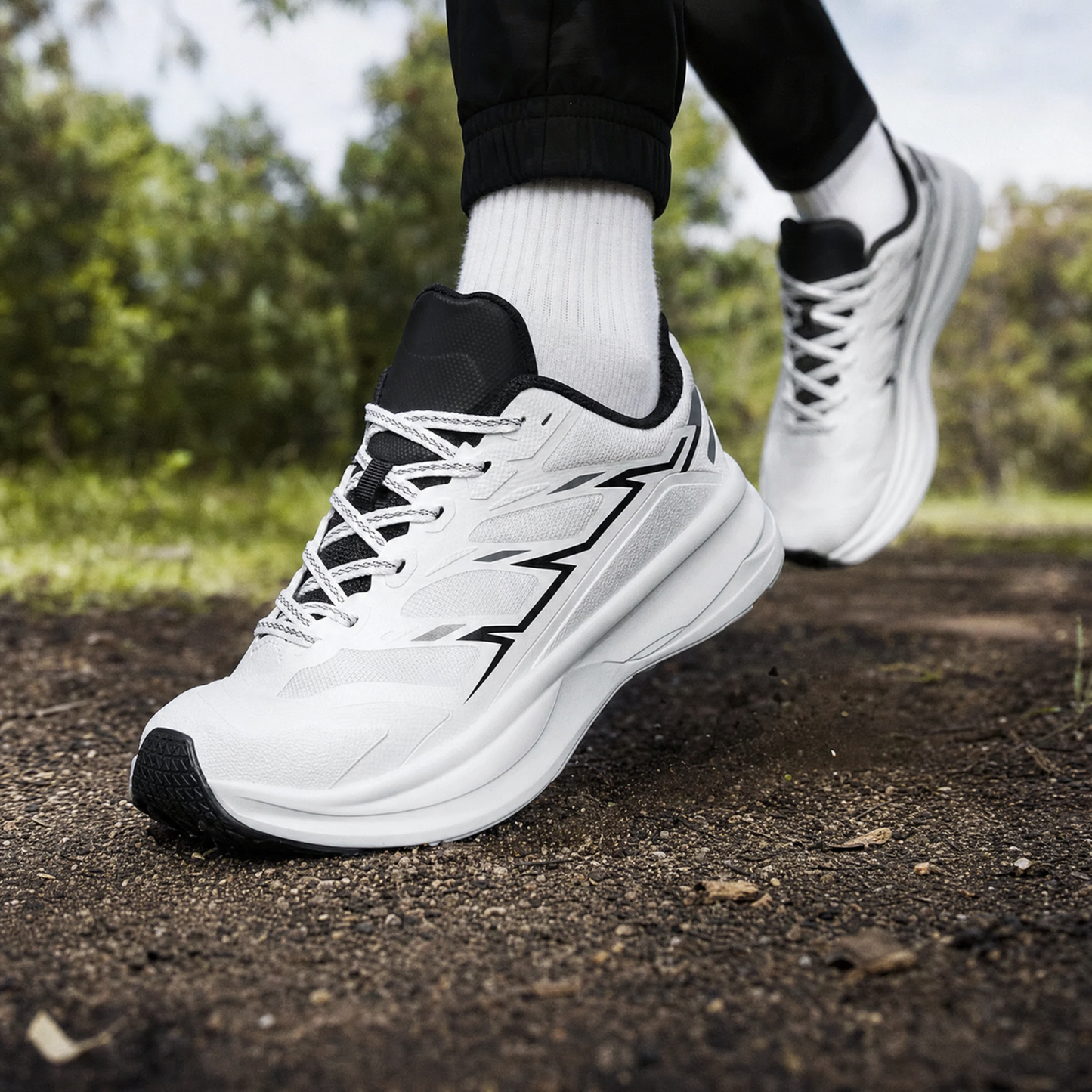 Voro 7 Running Shoes