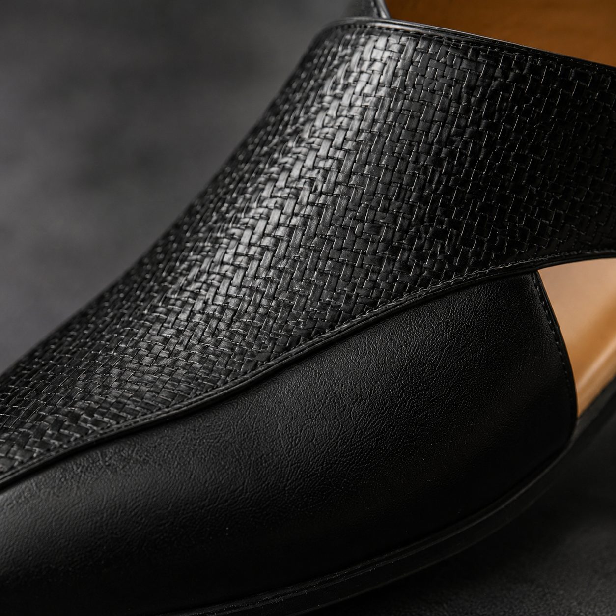 De Montfort Leather Shoes